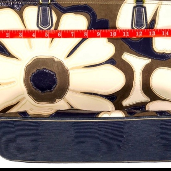 Coach POPPY RARE ELEVATED FLOWER TOTE (COACH F25071) EUC - Picture 7 of 7